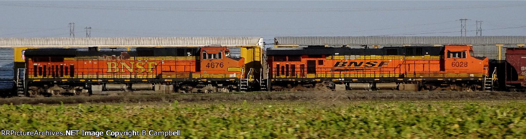 BNSF 6028-BNSF 4676